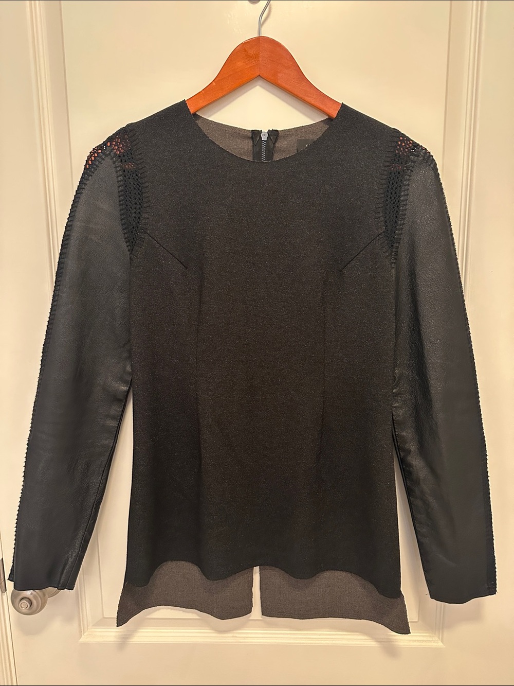 Stella & Jamie Black Mixed-Media Long-Sleeve Top